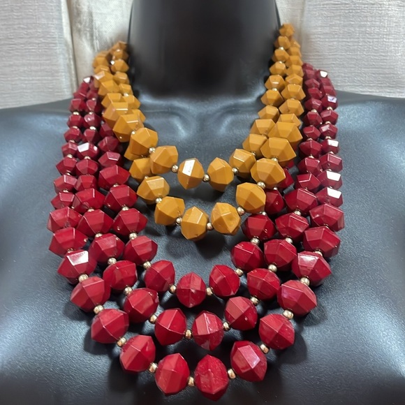 Alma-Mater Collection -Garnet & Gold Statement Jewelry Set necklace & earrings - Picture 5 of 14